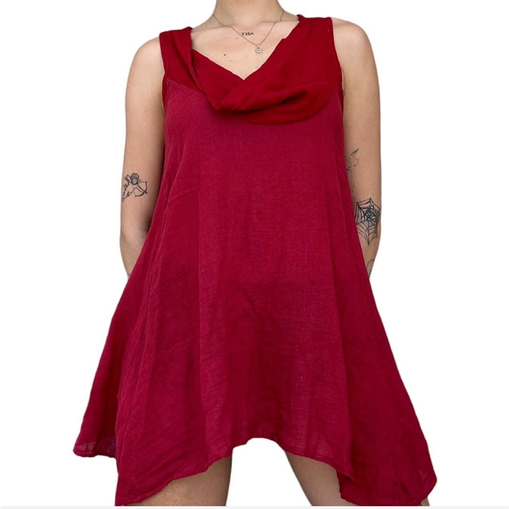 Elegant Red Sleeveless Dress